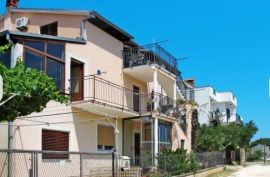 Apartmanska kuća na prodaju, Pula, Istra, Pula, Ev