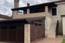 Kuća sa poslovnim prostorom, Vabriga-Tar, Istra, Tar-Vabriga, House