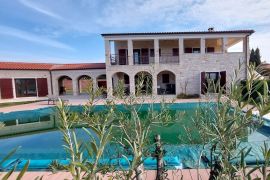 Predivna villa sa bazenom, Tinjan, okolica, Istra, Tinjan, Famiglia