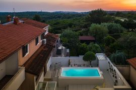 Kuća na odličnoj lokaciji s pogledom na more, Medulin,okolica, Istra, Medulin, Kuća