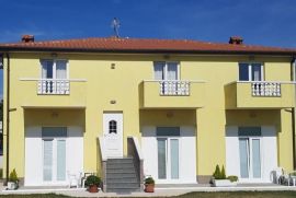 Apartmanska kuća u blizini mora, Umag,okolica, Istra, Umag, Kuća