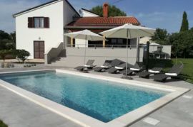 Kuća sa bazenom na prodaju, Marčana,okolica, Istra, Marčana, Famiglia