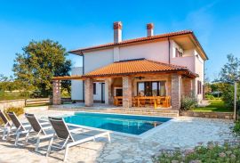 Predivna villa na traženoj lokaciji, Bale,okolica Istra, Bale, Famiglia