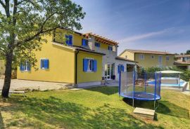 Predivna villa u centralnoj Istri, Žminj, okolica, Istra, Žminj, Famiglia