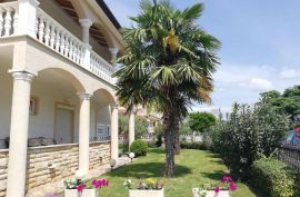 Apartmanska kuća na prodaju, Poreč, Istra, Poreč, Haus