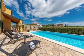 Predivna kuća sa bazenom na odličnoj lokaciji, Rovinj - okolica, Istra, Rovinj, House