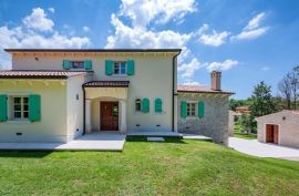 Predivna villa sa velikom okućnicom na prodaju, Pazin, Istra, Pazin - Okolica, Maison