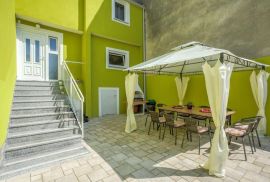 Kuća na prodaju, Pula, Istra, Pula, House