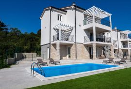 Villa u okolici Labina, Istra, Raša, Famiglia