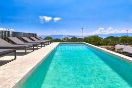 KOSTRENA, luksuzna vila s bazenom 150 m od mora i plaža!, Kostrena, Casa