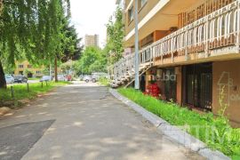 Poslovni prostor 60m2 na prizemlju, naselje Grbavica, Novo Sarajevo, Immobili commerciali