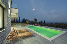 Vila sa prekrasnim pogledom nedaleko od Splita, Split, Casa