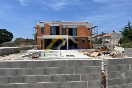 Novoizgrađena vila u središtu Istre!, Marčana, Ev