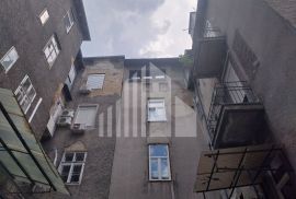 Centar, dvoetažan stan s velikom terasom za uređenje, Zagreb, شقة