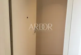 Vojak, novoadaptirani trosobni stan na vrlo traženoj lokaciji!, Rijeka, Appartement