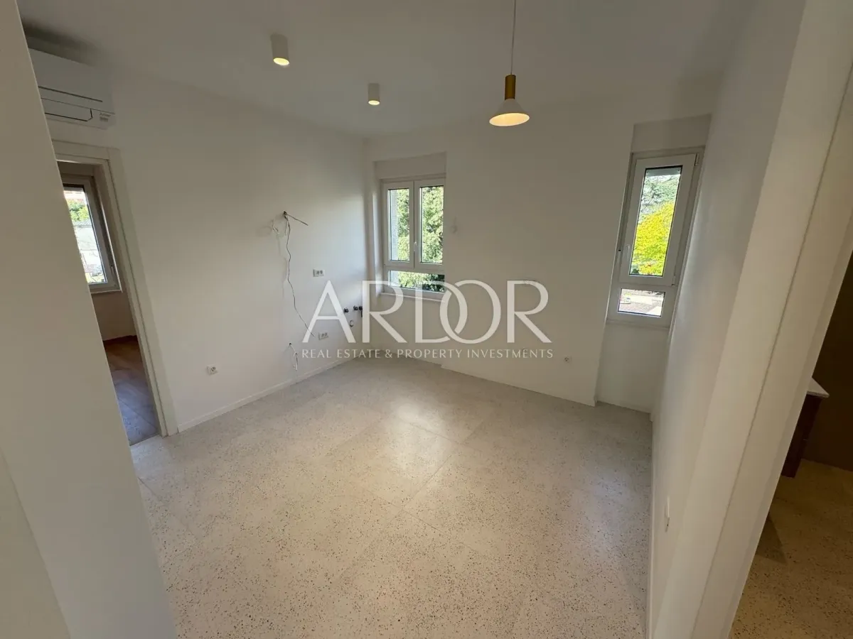 Vojak, novoadaptirani trosobni stan na vrlo traženoj lokaciji!, Rijeka, Appartement