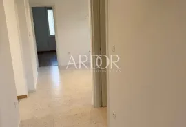 Vojak, novoadaptirani trosobni stan na vrlo traženoj lokaciji!, Rijeka, Appartement