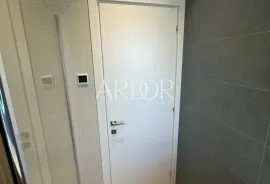 Vojak, novoadaptirani trosobni stan na vrlo traženoj lokaciji!, Rijeka, Appartement
