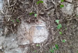 Žminj, okolica, kamena kuća u nizu s velikom okućnicom, Žminj, Дом