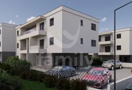 PRODAJA KVALITETNE NOVOGRADNJE SA DVIJE SPAVAĆE SOBE BLIZU MORA, Pula, Διαμέρισμα