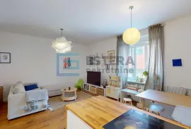 PRODAJA stan 58 m2 Medvedrgardska, 2s, visoko prizemlje, Zagreb, Apartamento