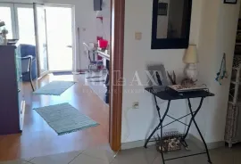 Novi Vinodolski - prostran stan s pogledom na more, Novi Vinodolski, Apartamento