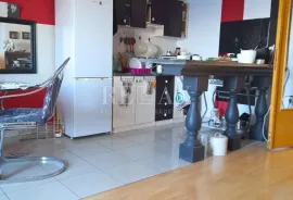 Novi Vinodolski - prostran stan s pogledom na more, Novi Vinodolski, Apartamento