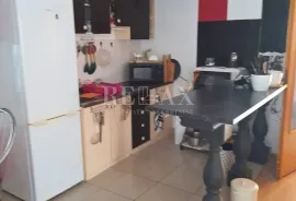 Novi Vinodolski - prostran stan s pogledom na more, Novi Vinodolski, Apartamento