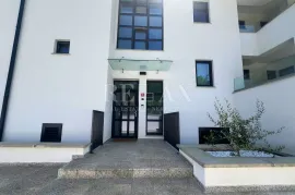 Opatija, Ičići - stan s prostranom okućnicom, Opatija - Okolica, Apartamento