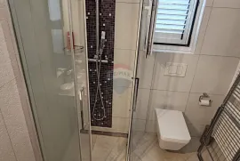 Rab, Barbat - stan s dvije stambene jedinice, Rab, Wohnung