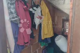Blizu svega, odlično imanje, Gvozd, Casa