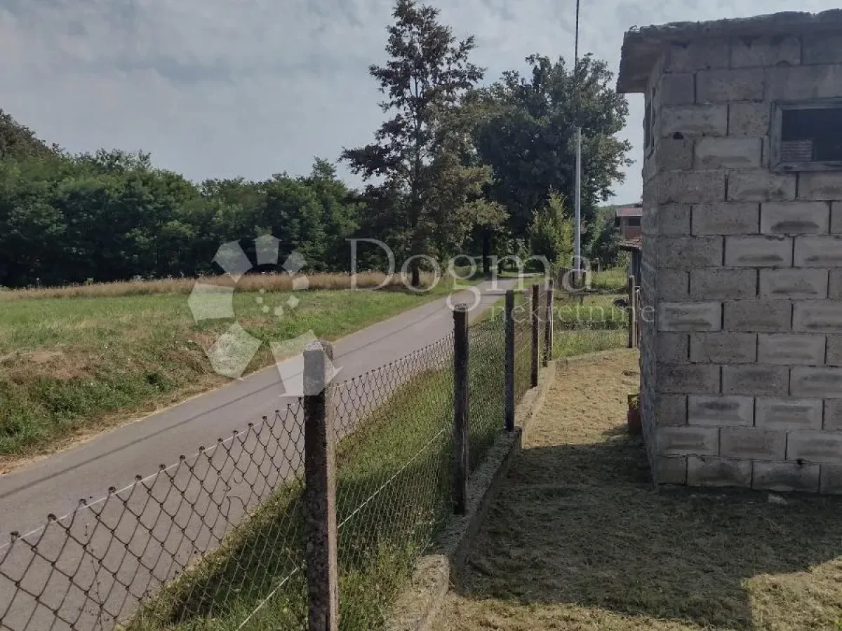 Blizu svega, odlično imanje, Gvozd, Casa