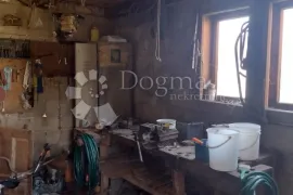 Blizu svega, odlično imanje, Gvozd, Casa