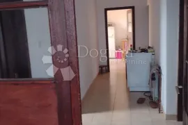Blizu svega, odlično imanje, Gvozd, Casa