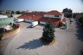 Zagreb, Sesvete - Poslovni centar, 10800 m2, Sesvete, Propiedad comercial