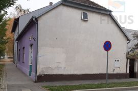 Kuća s lokalom u Vukovara, blizina centra, Vukovar, Casa
