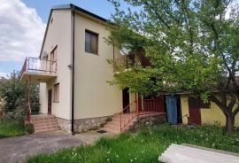 Obiteljska kuća s poslovnim prostorom - Mirkovci, Vinkovci, Casa