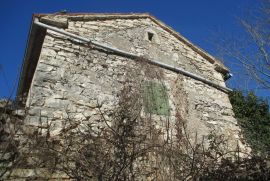 Starina u istarskom selu, Sveta Nedelja, Casa