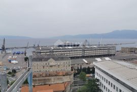 RIJEKA, CENTAR - stan 93m2 panoramski pogled na more i grad, Rijeka, Flat