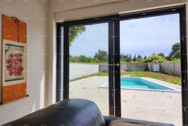 Kuća Istra, Ližnjan, 1 km do centra Medulina, nova moderna kuća sa bazenom za odmor., Ližnjan, House