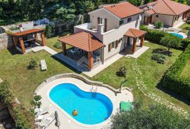 ISTRA, POREČ - Imanje 3 samostojeće kuće s bazenom i okućnicom u okolici Poreča, Poreč, Maison