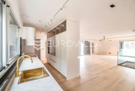 Zagreb, Gornje Prekrižje luksuzan četverosoban stan na 1 katu + 3 GPM, Zagreb, Appartamento