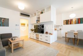 VMD Tuškanova, luksuzan novo adaptiran četverosoban stan + 2 GPM, Zagreb, Appartamento