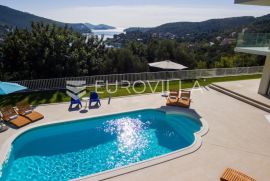 Dubrovnik, okolica - urbana vila 415 m2 s bazenom i pogledom na more, Dubrovnik - Okolica, Maison