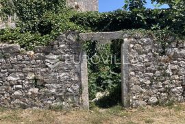 Istra, Puntera, predivna kamena kuća za adaptaciju s pogledom na otok Cres, Barban, Famiglia