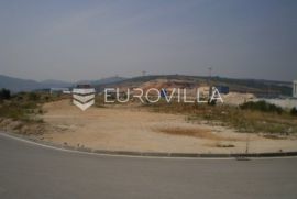Split, Dugopolje, Građevinsko zemljište površine 11.130 m2, Dugopolje, Terrain