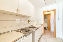 Zagreb, Resnik funkcionalan poslovni prostor NKP 60 m2, Zagreb, Ticari emlak