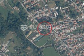 Zagreb, Jazbina,  poljoprivredno zemljište 739m2 s legaliziranom kućom, Zagreb, Tierra