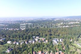 Gornje Prekrižje obiteljska kuća 220m2 na zemljištu 450 m2, Zagreb, Ev