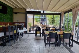 RIJEKA – SRDOČI, poslovni prostor od 168 m2, restoran s uhodanim poslom!, Rijeka, Ticari emlak